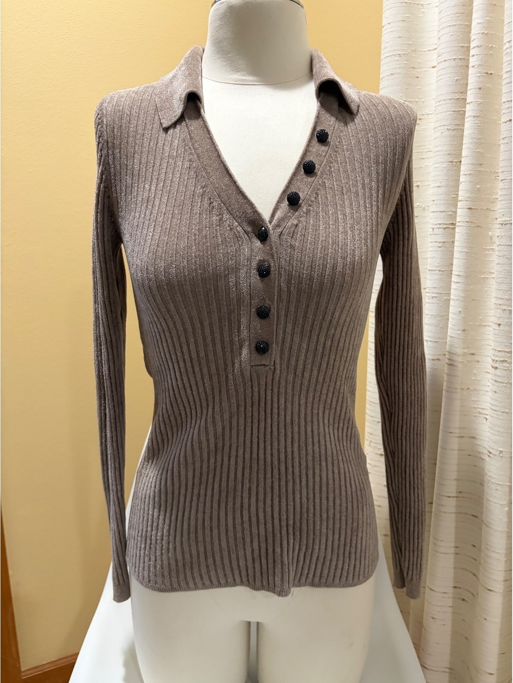 White House Black Market Asymmetric Button Ribbed Polo Sweater Taupe Small